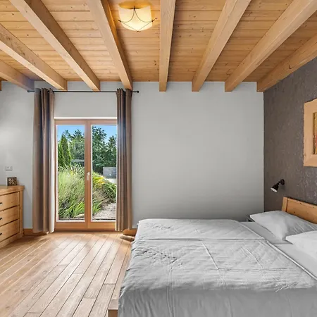 Bonassini By Interhome *
