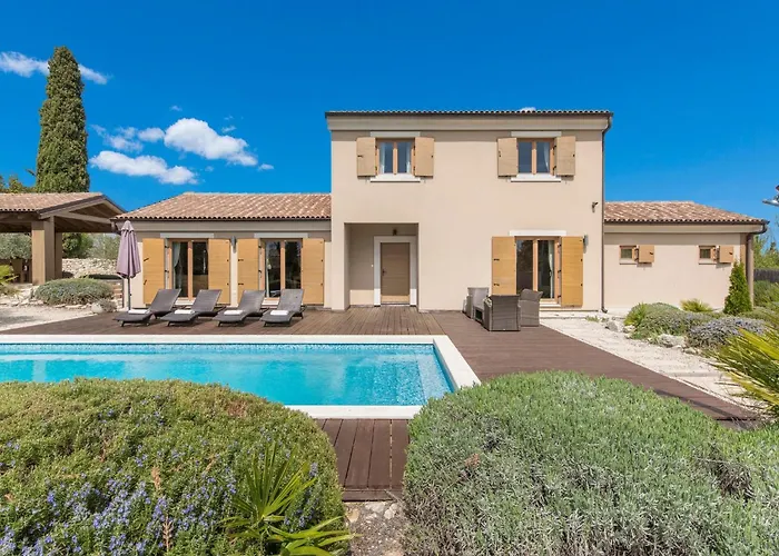 Bonassini By Interhome *