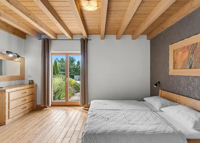 Bonassini By Interhome *