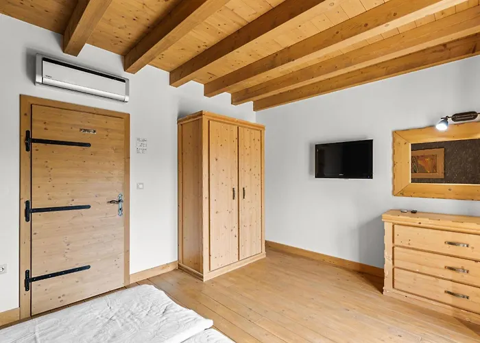 Bonassini By Interhome Vikendica *